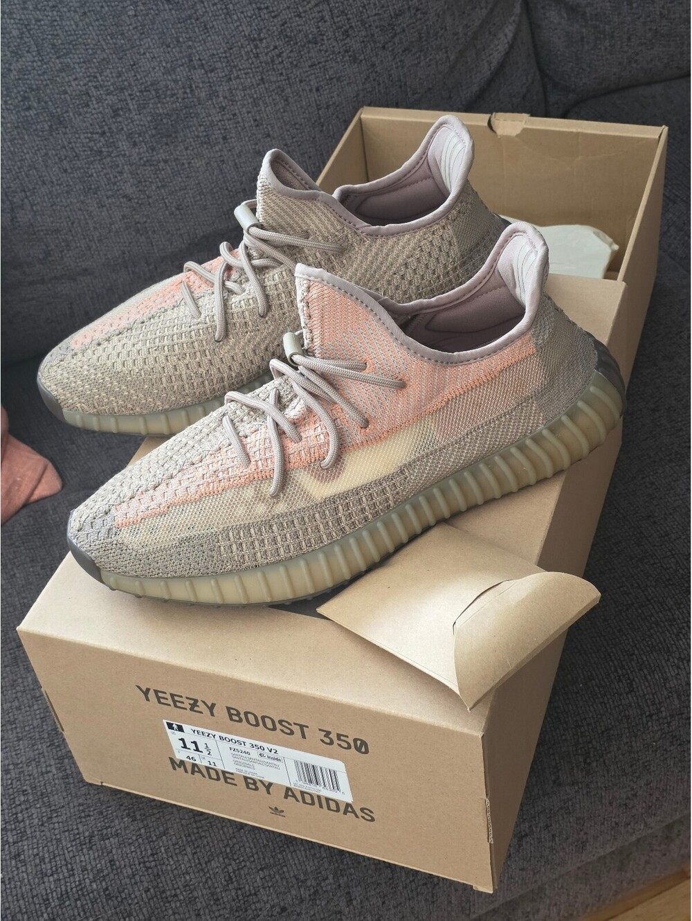 Adidas YZY boost 350 sand taupe size 11.5 nm with extra 3m laces